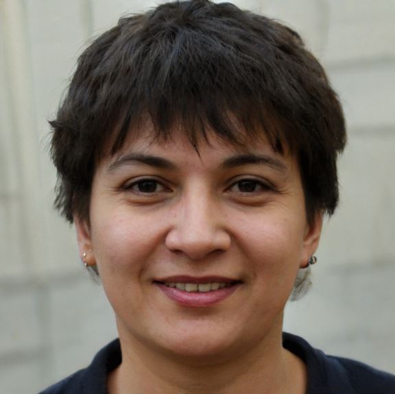 Lucía M.